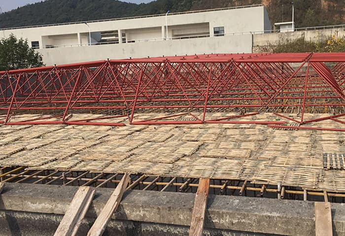 信阳螺栓球网架定制